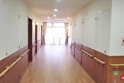 廊下 そんぽの家真田山(有料老人ホーム[特定施設])の画像