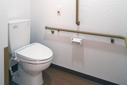 居室トイレ そんぽの家西田辺駅前(有料老人ホーム[特定施設])の画像