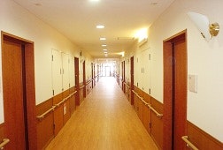 廊下 そんぽの家泉北(有料老人ホーム[特定施設])の画像