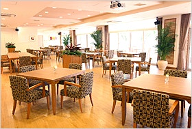 レストラン グッドタイム リビング 香里ヶ丘(住宅型有料老人ホーム)の画像