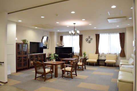 ニチイメゾン 三和町(サービス付き高齢者向け住宅)の写真