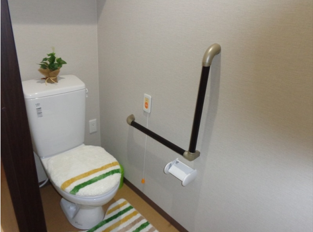 トイレ(1人部屋) エスペランス旭(住宅型有料老人ホーム)の画像