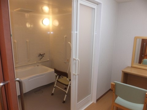 個浴室 フルール東山(サービス付き高齢者向け住宅(サ高住))の画像