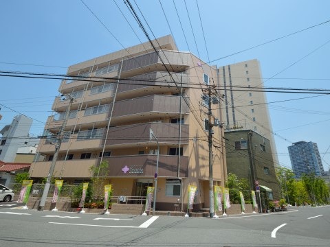 やさしい手シニアリビングやさしえ北梅田(サービス付き高齢者向け住宅)の写真