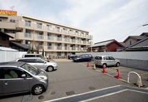 駐車場 スーパー・コート堺神石2号館(有料老人ホーム[特定施設])の画像