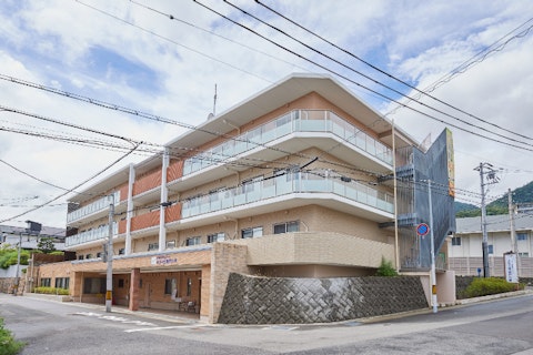 イリーゼ神戸六甲(住宅型有料老人ホーム)の写真