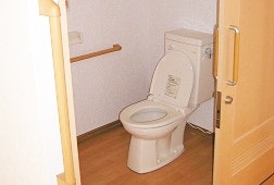 居室トイレ そんぽの家神戸垂水(有料老人ホーム[特定施設])の画像