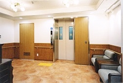 エレベーター そんぽの家川西鶴之荘(有料老人ホーム[特定施設])の画像