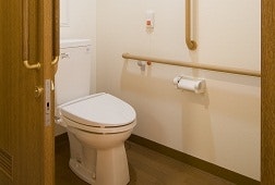 居室トイレ そんぽの家武庫之荘(有料老人ホーム[特定施設])の画像