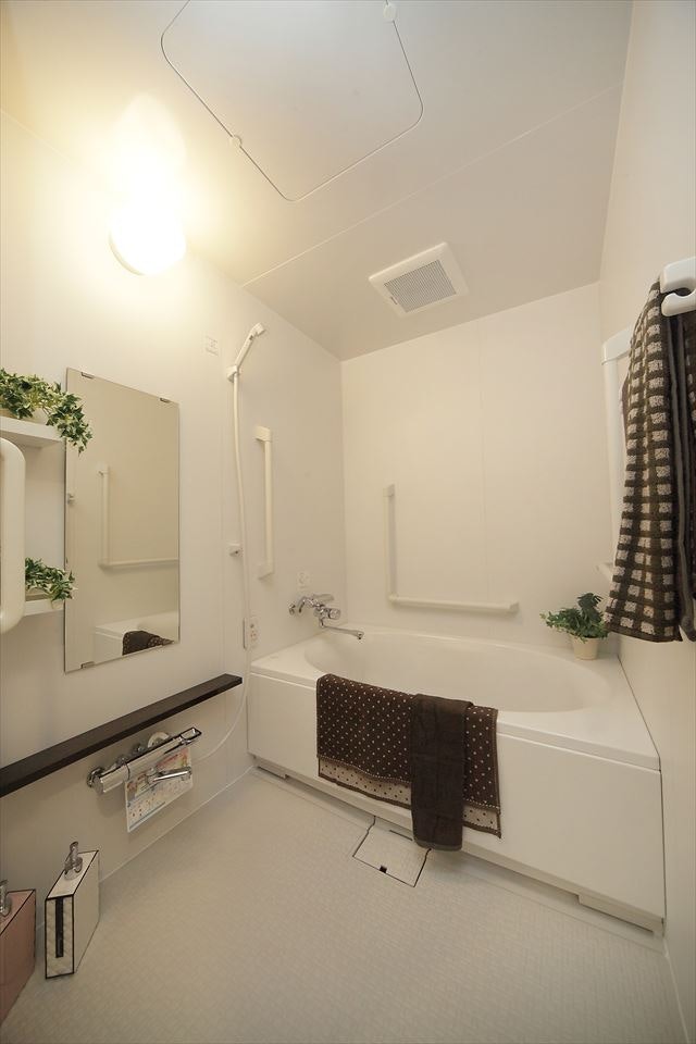 居室浴室 グランメゾン迎賓館 福岡小笹(サービス付き高齢者向け住宅(サ高住))の画像