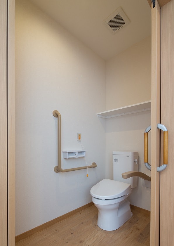 居室内トイレ 住宅型有料老人ホーム 一歩(住宅型有料老人ホーム)の画像