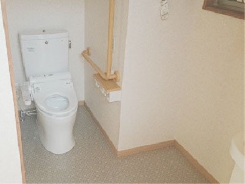 トイレ 緑の園マザー(サービス付き高齢者向け住宅(サ高住))の画像